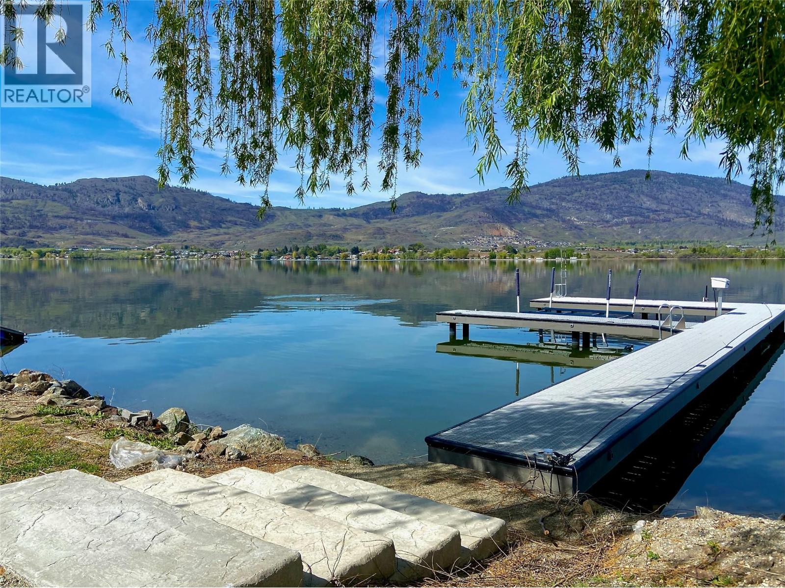 2414 Lakeshore Drive, Osoyoos, British Columbia  V0H 1V6 - Photo 3 - 10363954