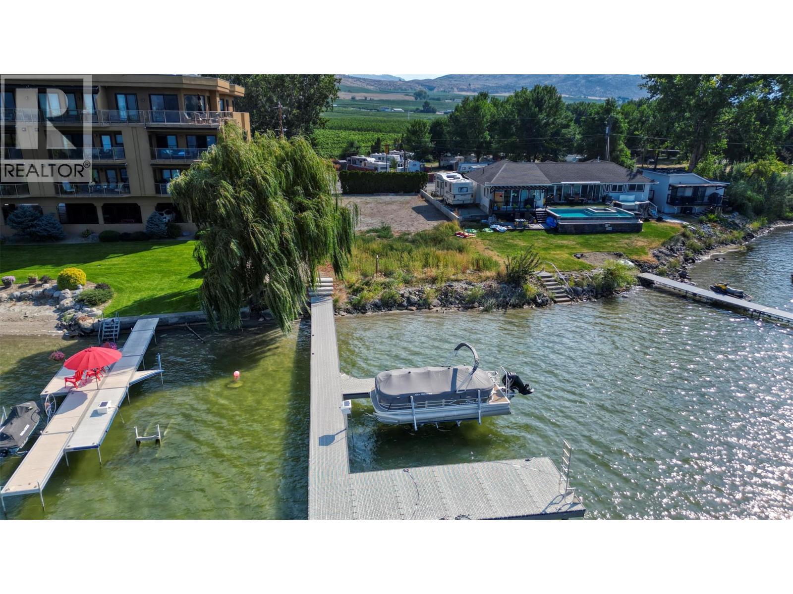 2414 Lakeshore Drive, Osoyoos, British Columbia  V0H 1V6 - Photo 6 - 10363954