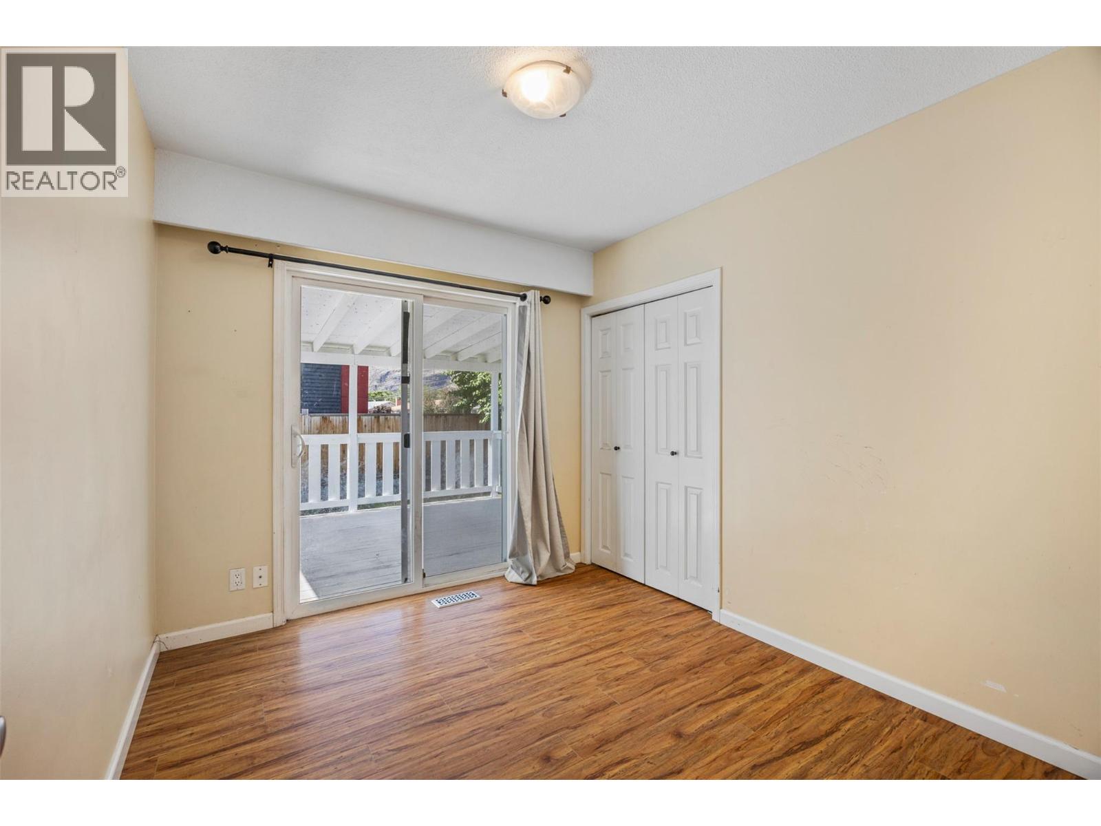 971 Kirkland Place, Kamloops, British Columbia  V2B 3Y7 - Photo 13 - 10363953