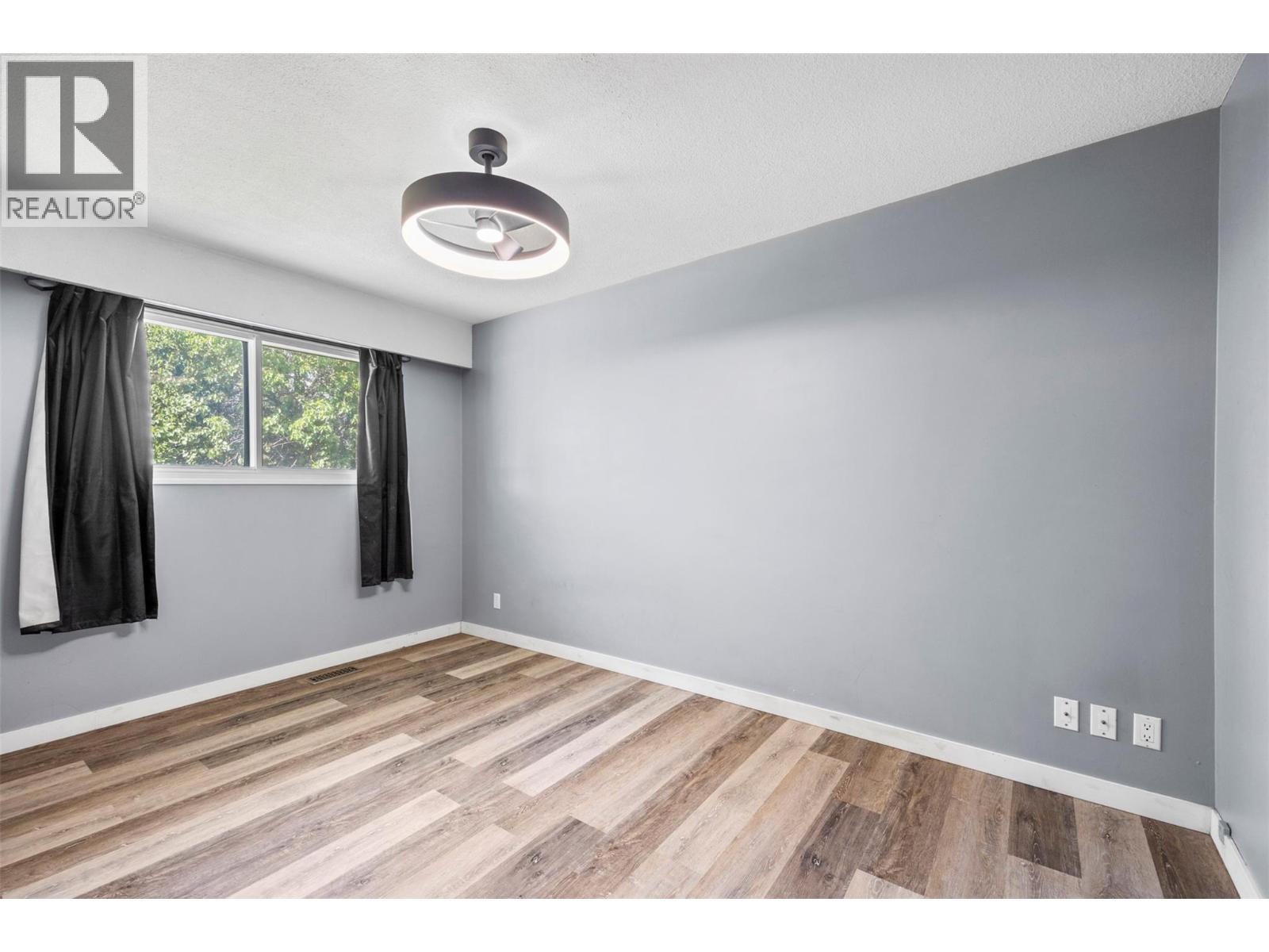 971 Kirkland Place, Kamloops, British Columbia  V2B 3Y7 - Photo 16 - 10363953