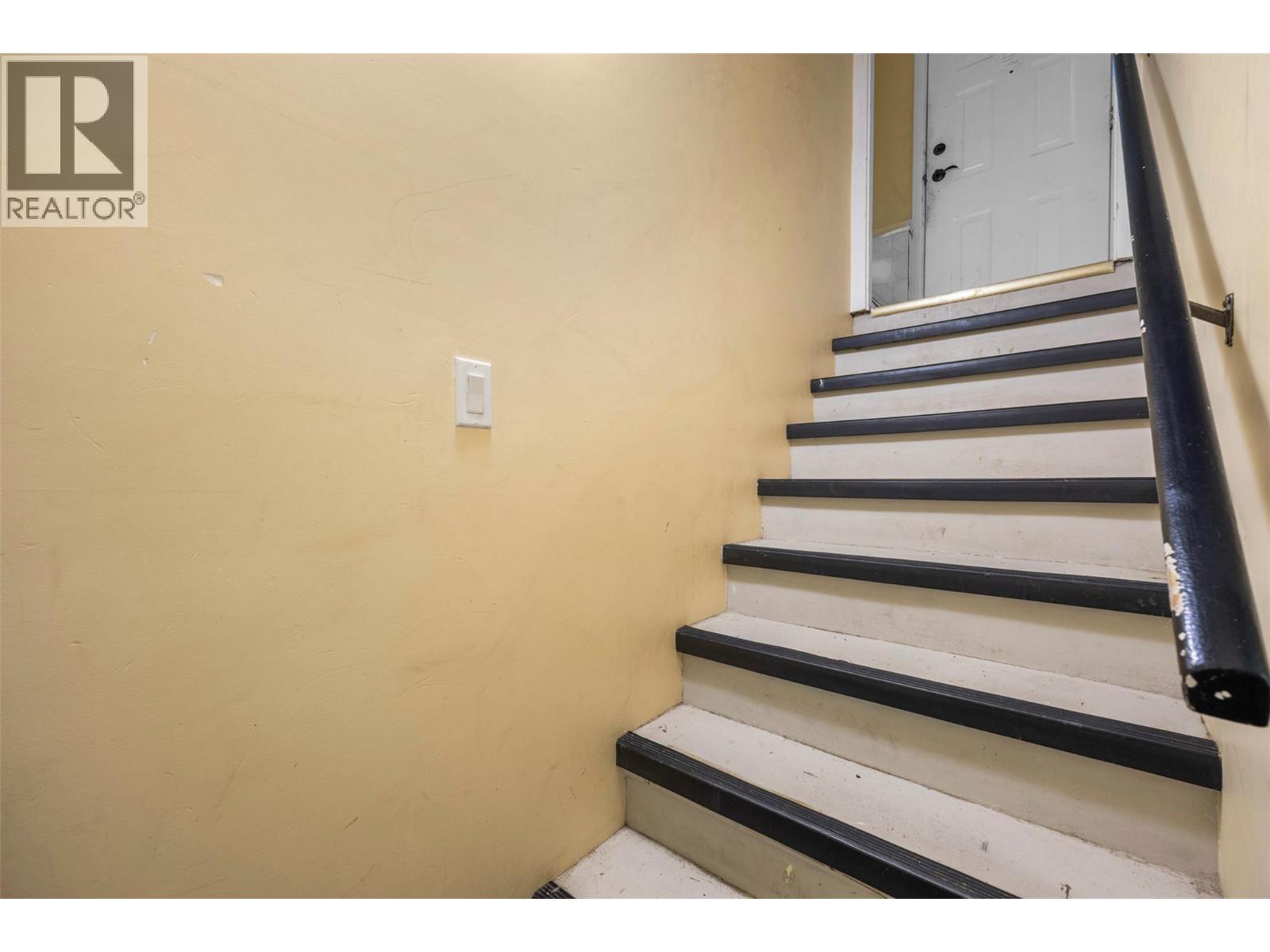 971 Kirkland Place, Kamloops, British Columbia  V2B 3Y7 - Photo 22 - 10363953