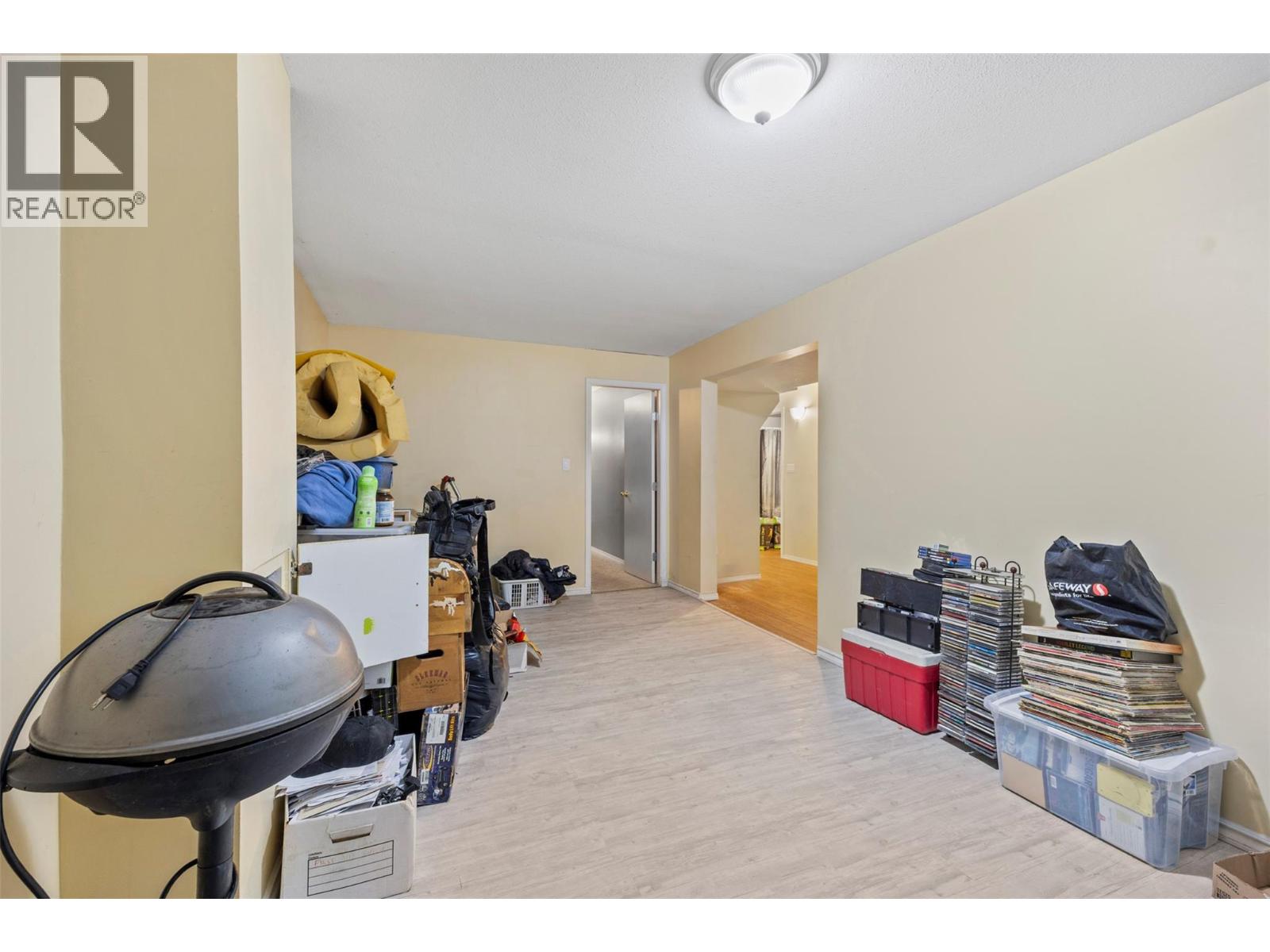 971 Kirkland Place, Kamloops, British Columbia  V2B 3Y7 - Photo 30 - 10363953