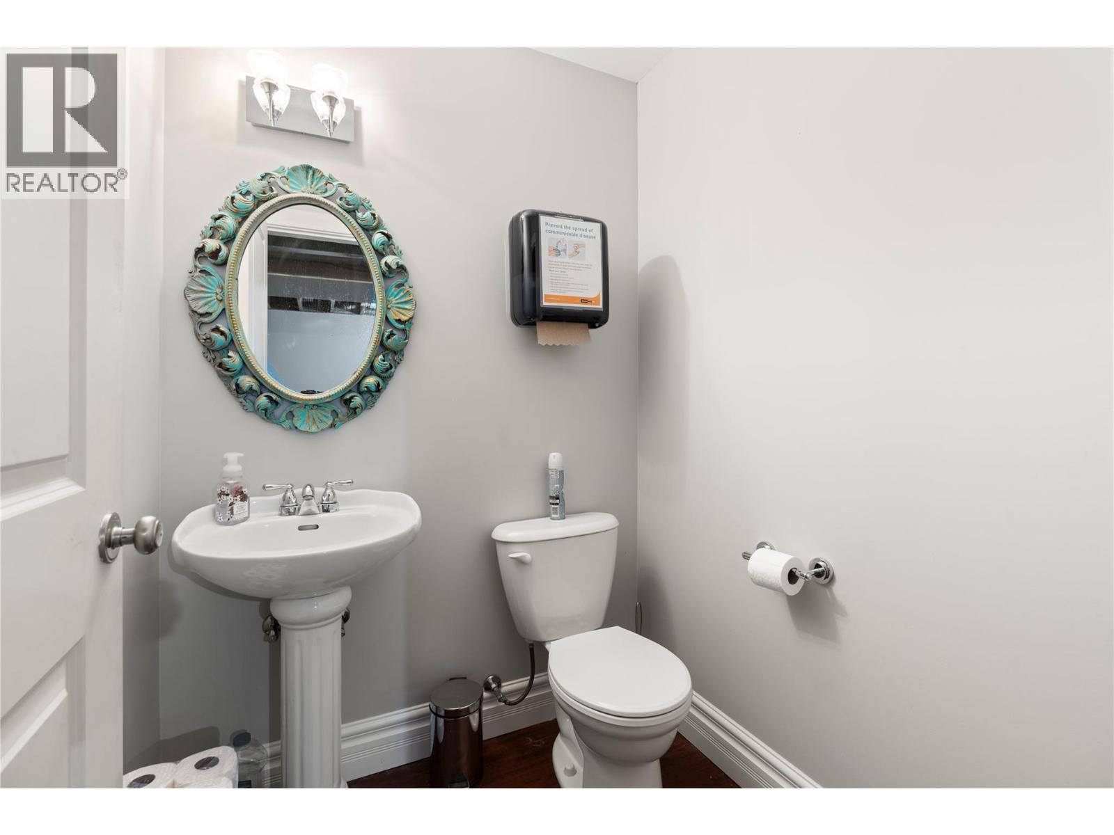 5661 97 Highway, Falkland, British Columbia  V0E 1W0 - Photo 10 - 10363939