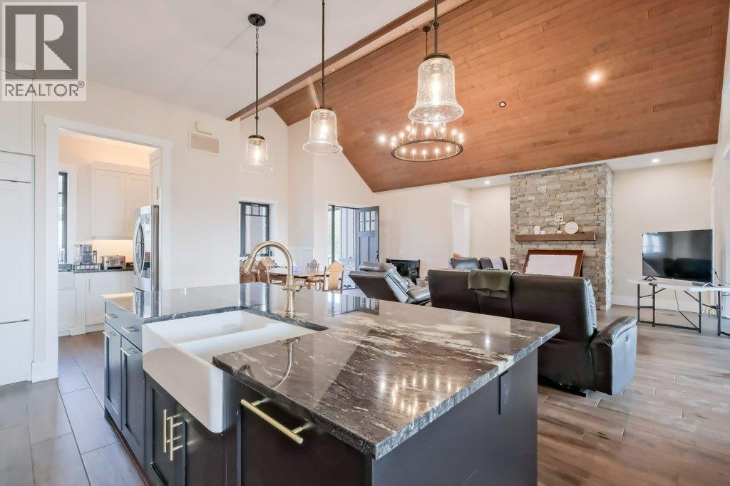 7839 Falcon Ridge Crescent, Kelowna, British Columbia  V1P 1J2 - Photo 14 - 10363715