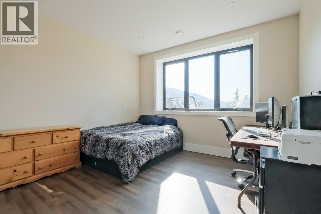 7839 Falcon Ridge Crescent, Kelowna, British Columbia  V1P 1J2 - Photo 25 - 10363715