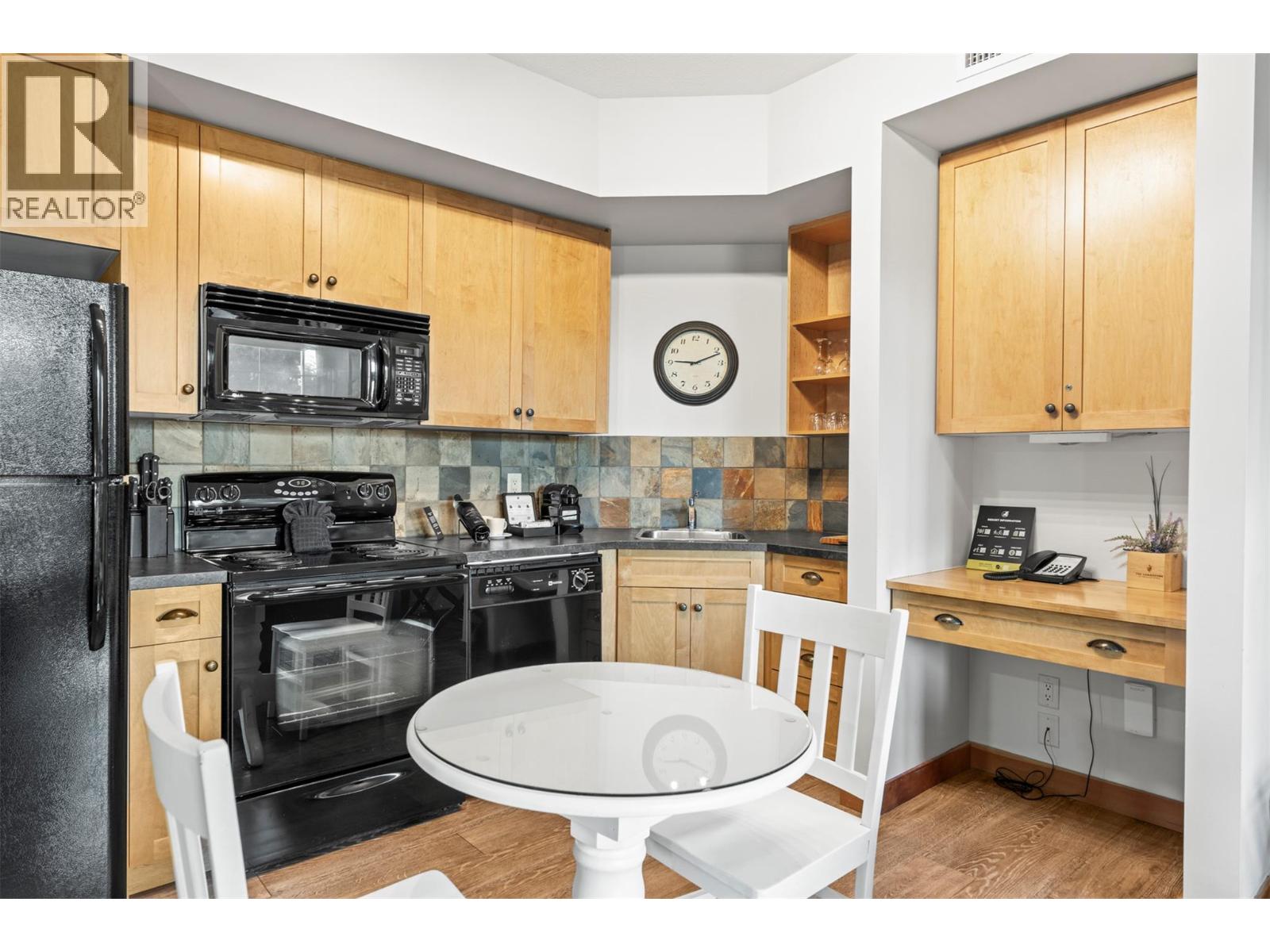 105 Village Centre Court Unit# 321, Vernon, British Columbia  V1H 1T2 - Photo 3 - 10363966