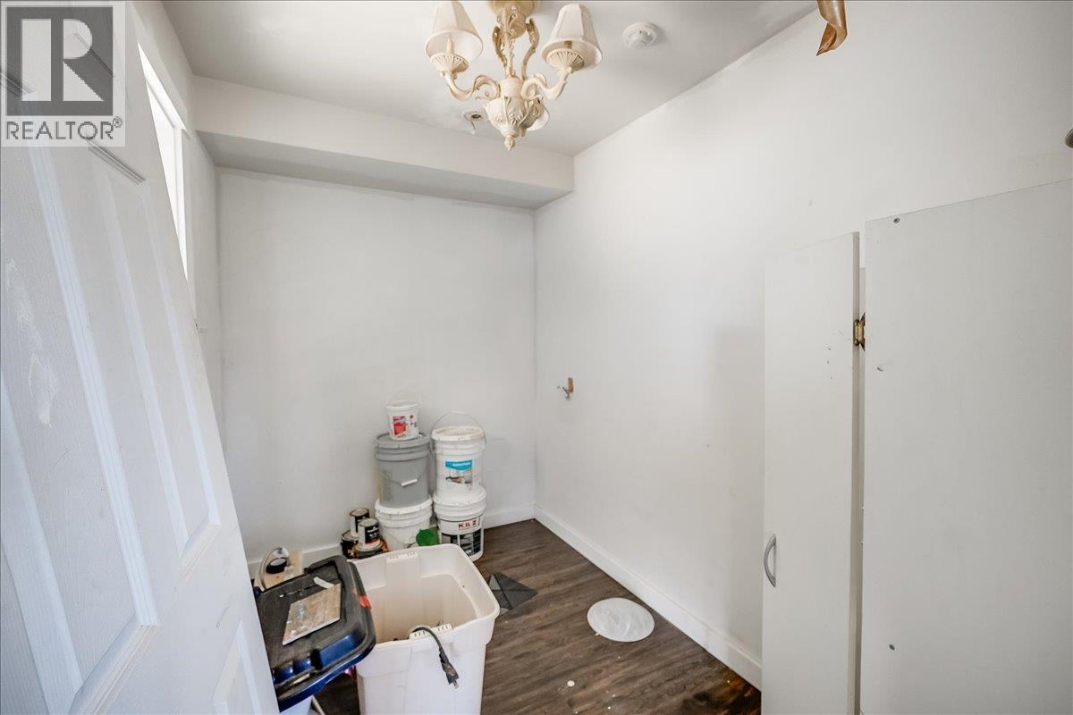 2100 Crestview Crescent, Castlegar, British Columbia  V1N 3B3 - Photo 19 - 10363815