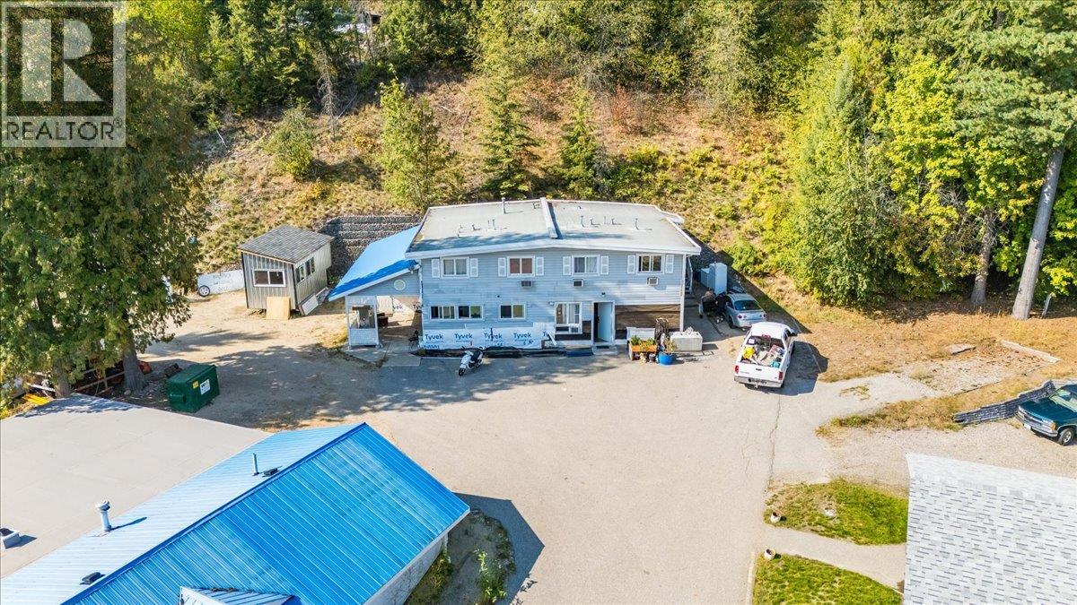 2100 Crestview Crescent, Castlegar, British Columbia  V1N 3B3 - Photo 29 - 10363815