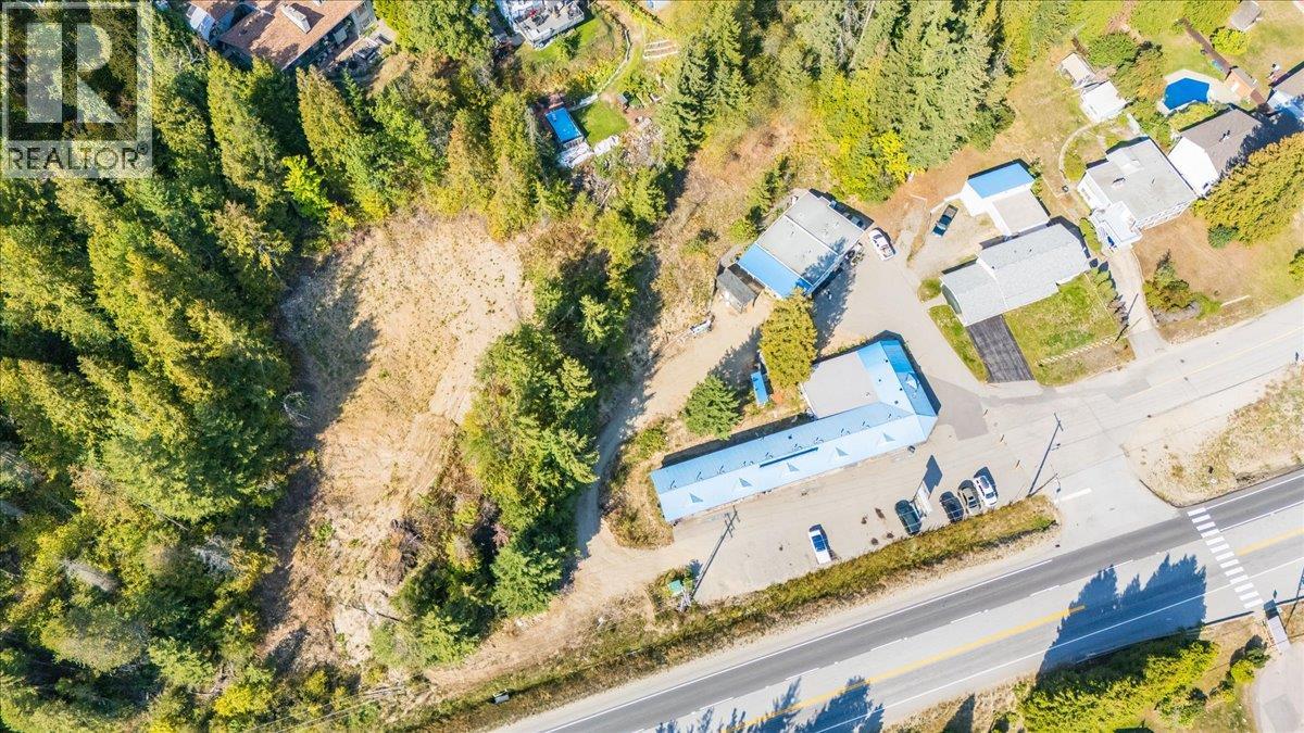 2100 Crestview Crescent, Castlegar, British Columbia  V1N 3B3 - Photo 34 - 10363815