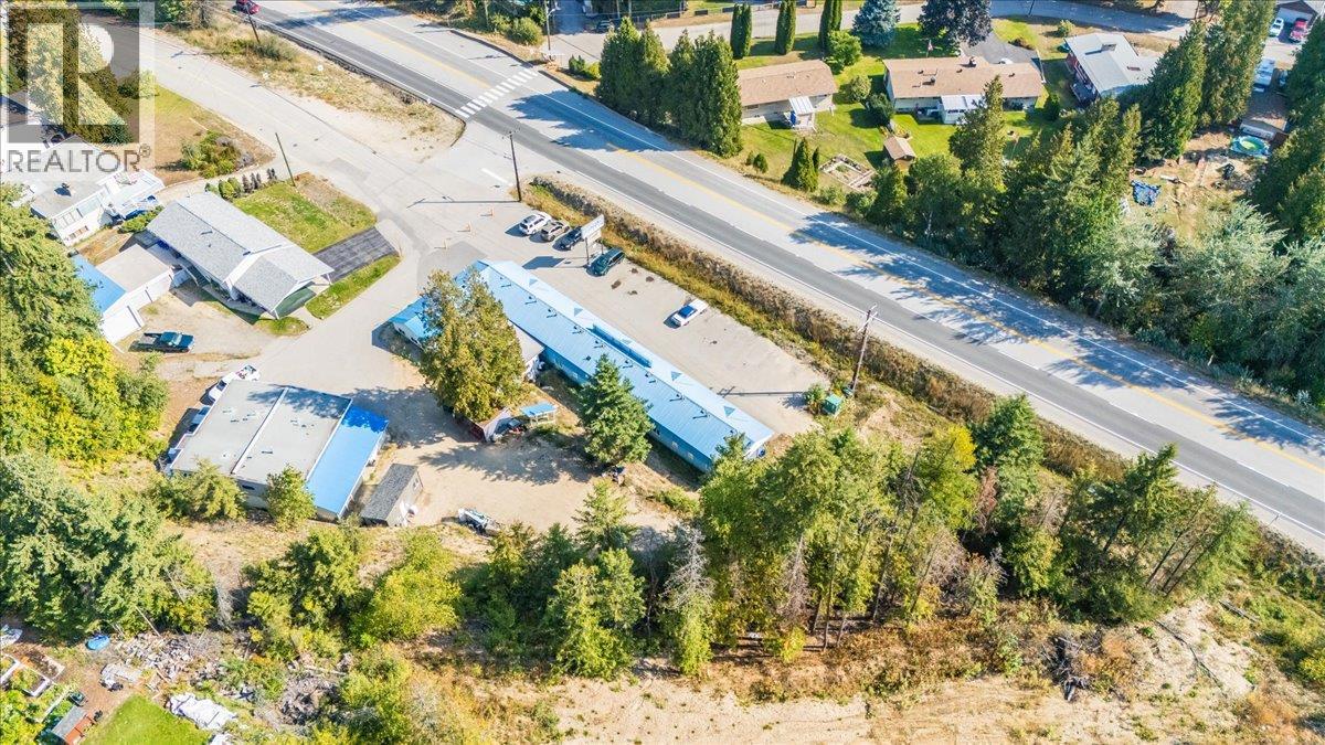 2100 Crestview Crescent, Castlegar, British Columbia  V1N 3B3 - Photo 4 - 10363815