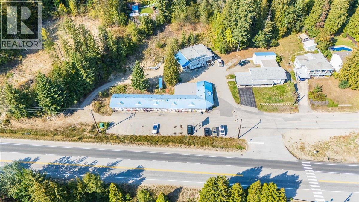 2100 Crestview Crescent, Castlegar, British Columbia  V1N 3B3 - Photo 41 - 10363815