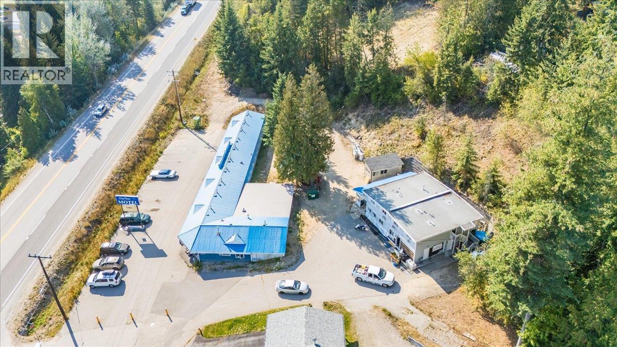 2100 Crestview Crescent, Castlegar, British Columbia  V1N 3B3 - Photo 47 - 10363815