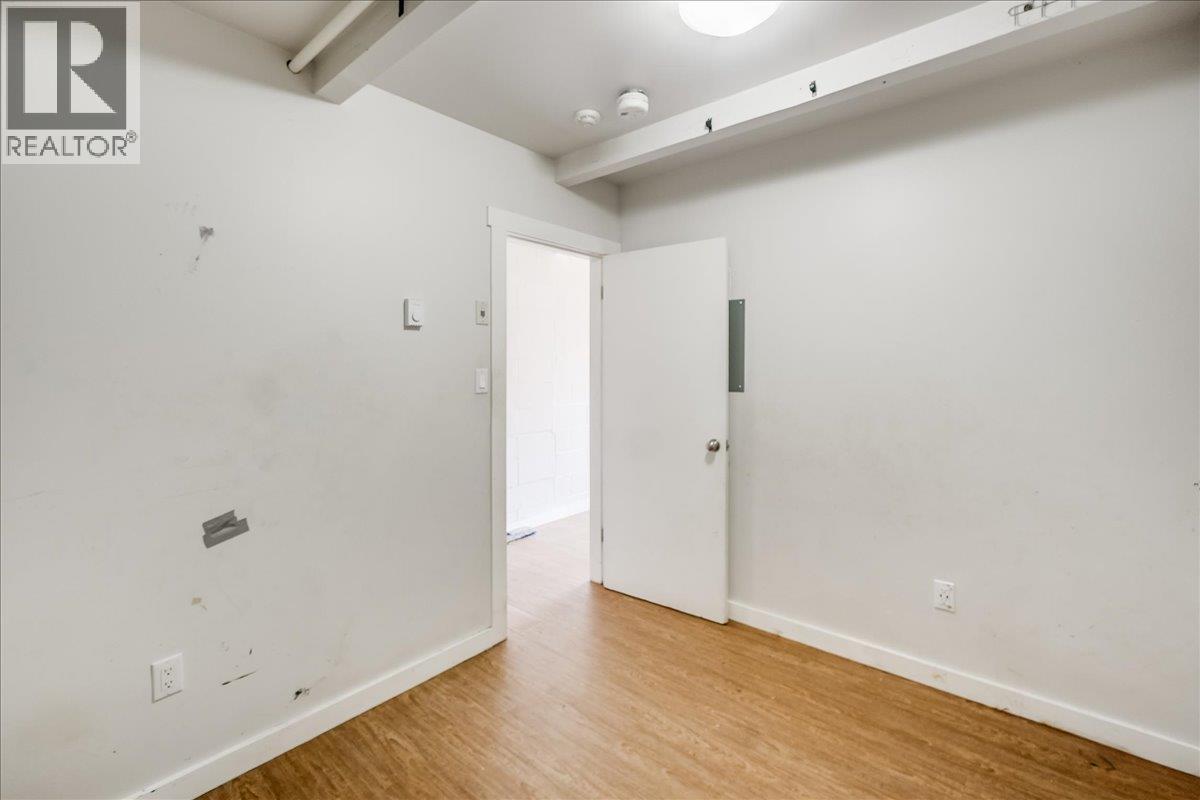 2100 Crestview Crescent, Castlegar, British Columbia  V1N 3B3 - Photo 62 - 10363815