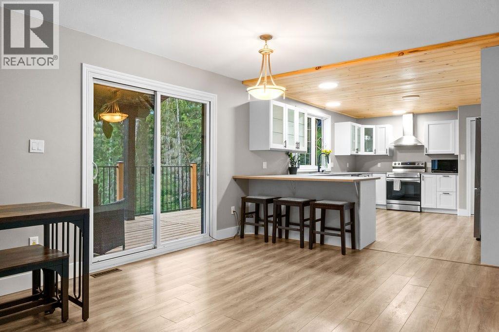 2227 Allshouse Road, Summit Lake, British Columbia  V0G 1R1 - Photo 14 - 10364071