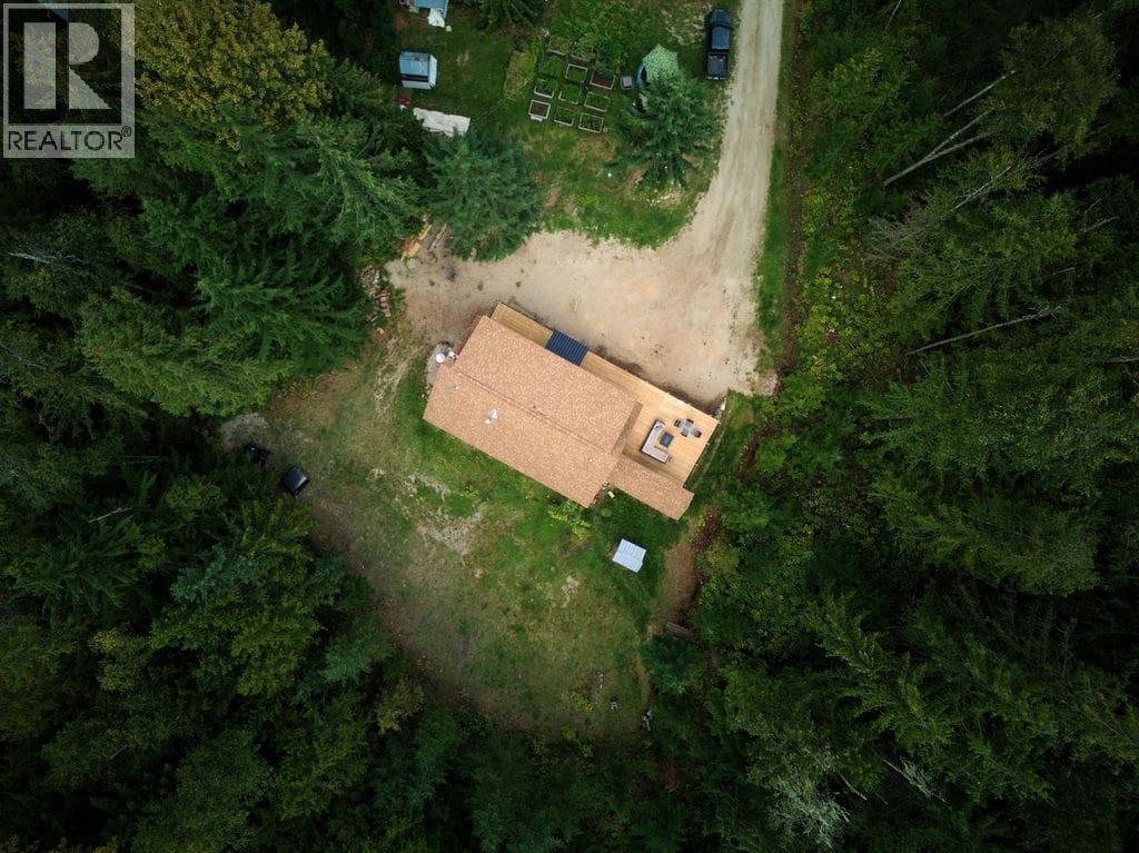 2227 Allshouse Road, Summit Lake, British Columbia  V0G 1R1 - Photo 5 - 10364071