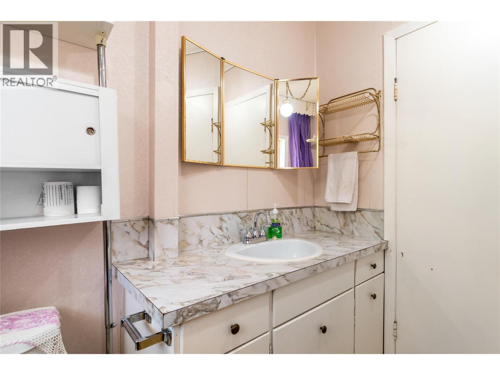 2602 Blind Bay Road, Blind Bay, British Columbia  V0E 1H1 - Photo 12 - 10363974