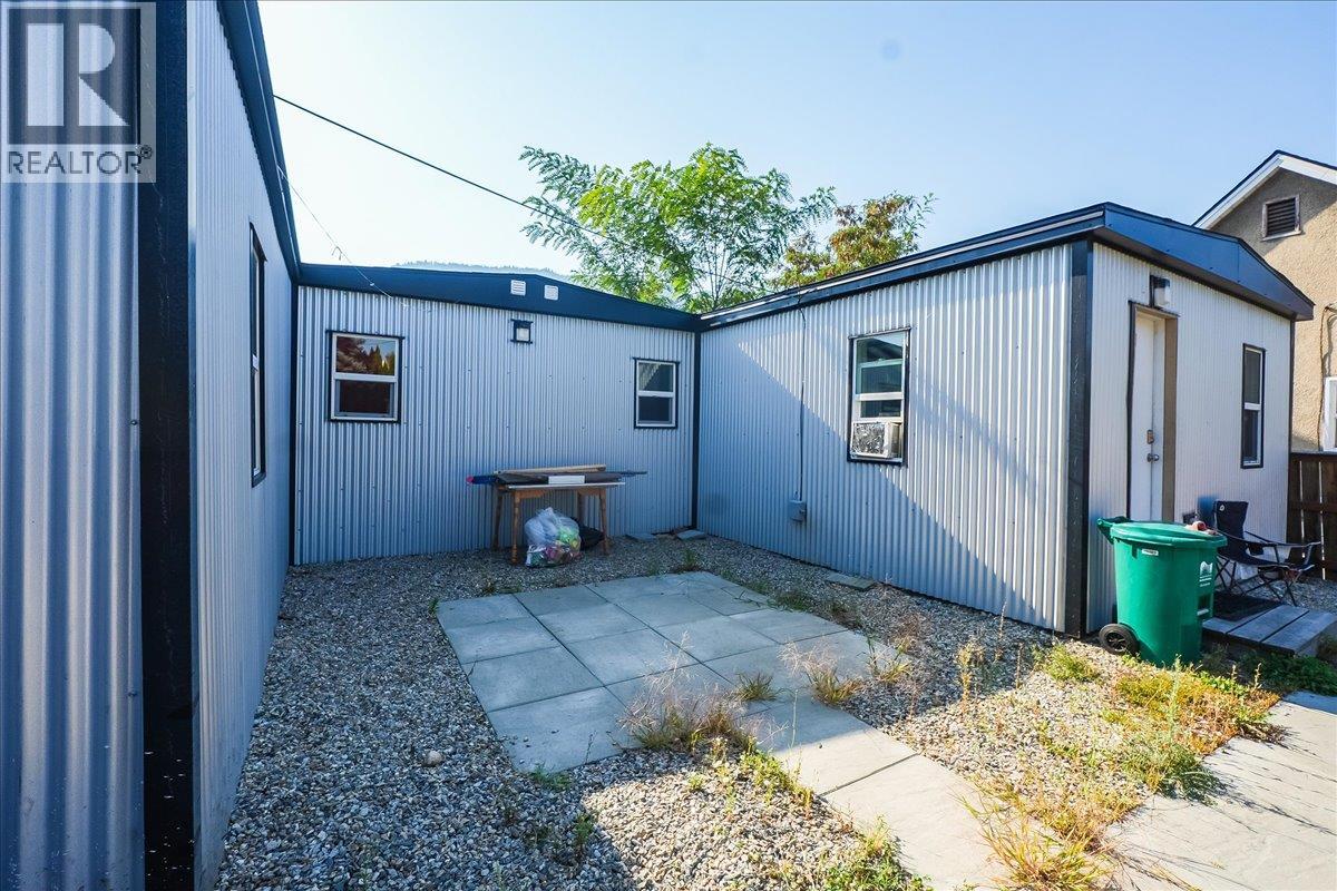 1406 Fourth Avenue, Trail, British Columbia  V1R 1S5 - Photo 21 - 10363830