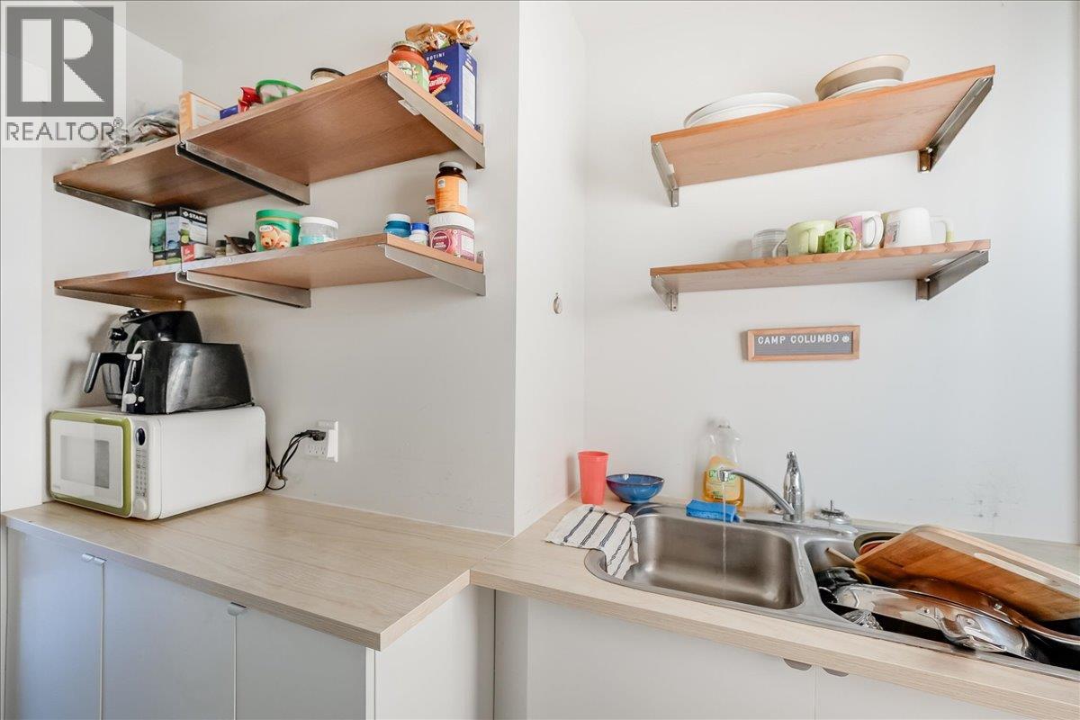 1406 Fourth Avenue, Trail, British Columbia  V1R 1S5 - Photo 8 - 10363830