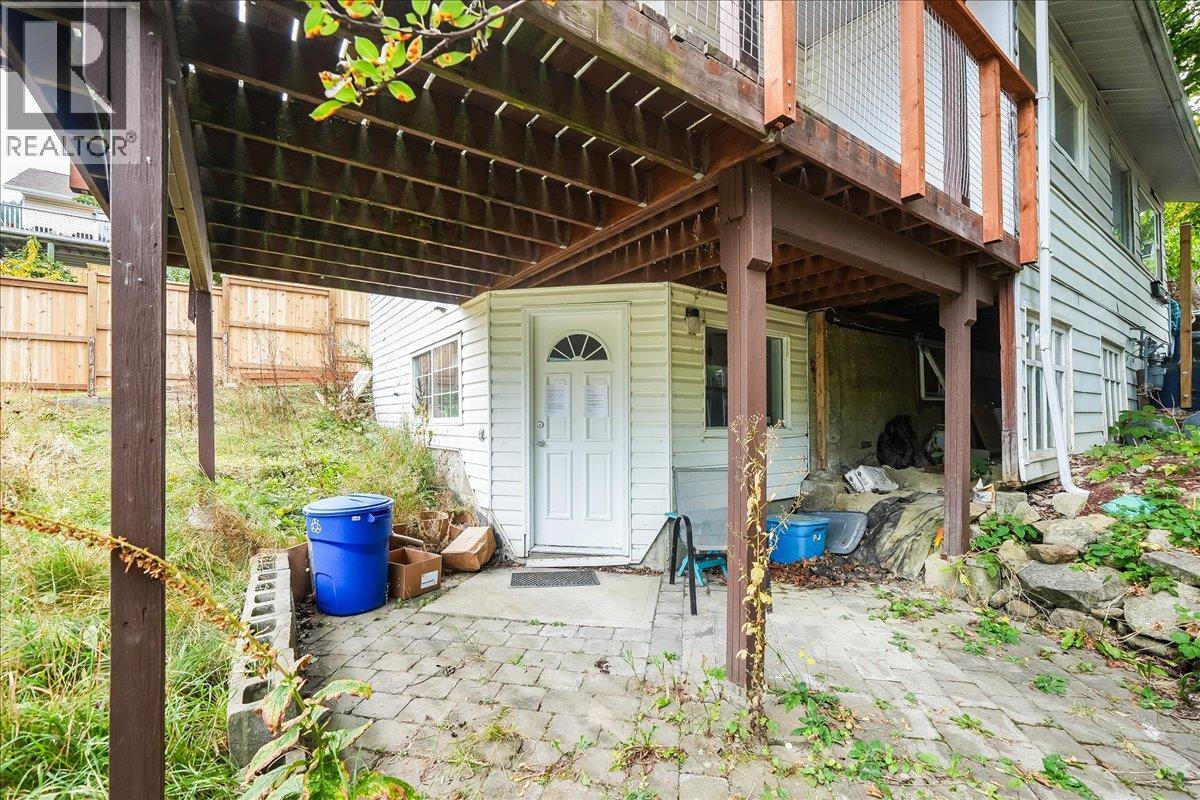 1007 Gordon Street, Nelson, British Columbia  V1L 0A1 - Photo 15 - 10363818