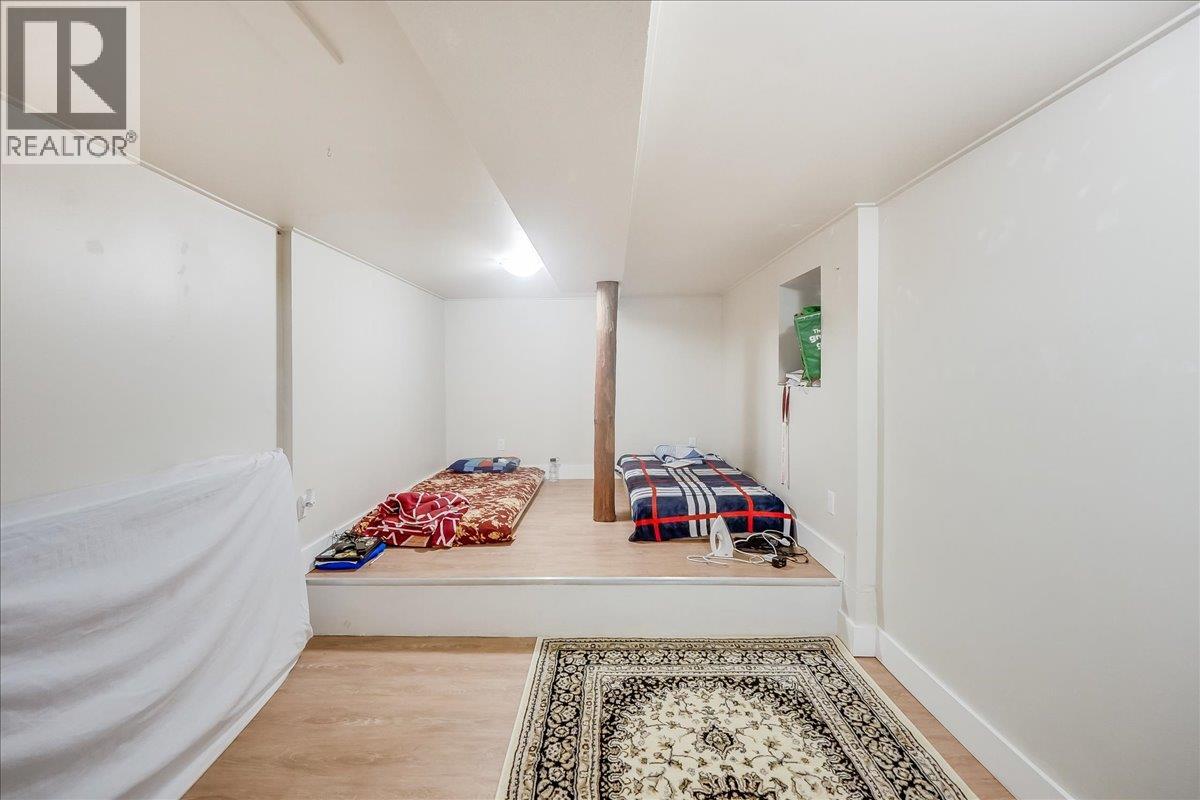 1007 Gordon Street, Nelson, British Columbia  V1L 0A1 - Photo 22 - 10363818