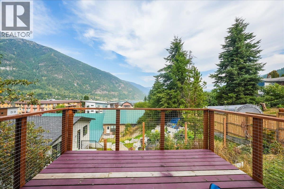 1007 Gordon Street, Nelson, British Columbia  V1L 0A1 - Photo 54 - 10363818