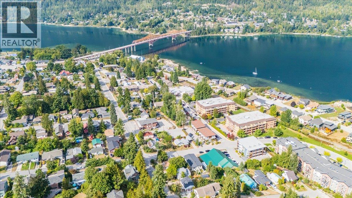 1007 Gordon Street, Nelson, British Columbia  V1L 0A1 - Photo 69 - 10363818