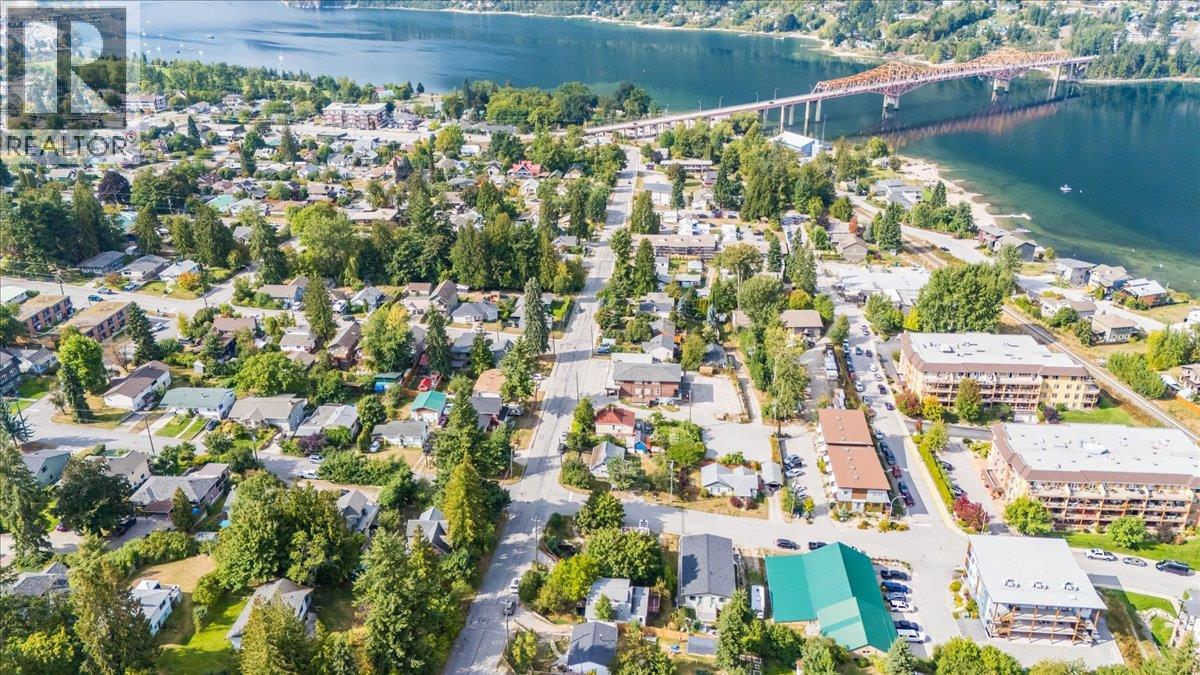 1007 Gordon Street, Nelson, British Columbia  V1L 0A1 - Photo 75 - 10363818