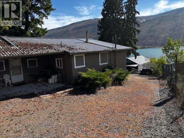2424 Loon Lake Road, Loon Lake, British Columbia  V0K 1H1 - Photo 1 - 10364127