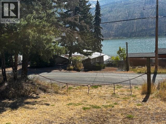 2424 Loon Lake Road, Loon Lake, British Columbia  V0K 1H1 - Photo 10 - 10364127