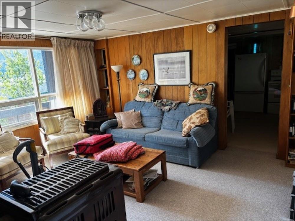 2424 Loon Lake Road, Loon Lake, British Columbia  V0K 1H1 - Photo 3 - 10364127