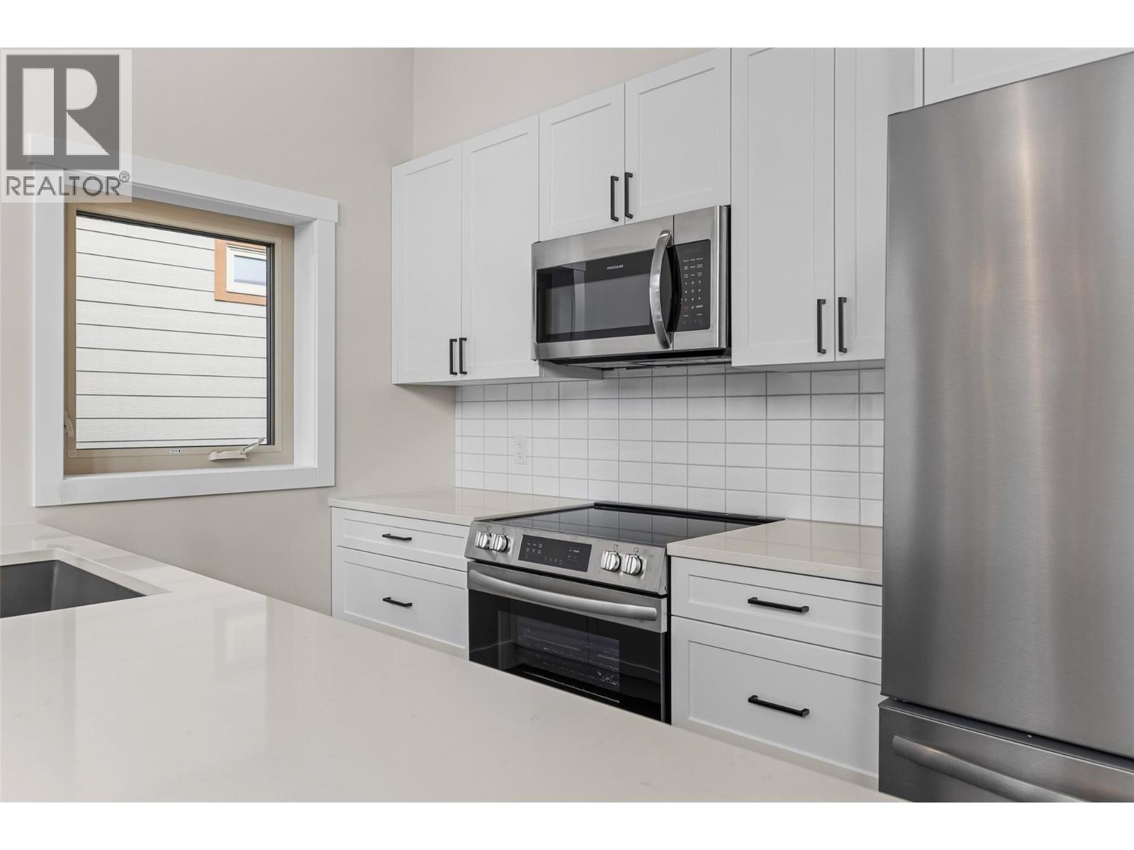 4926 Timber Ridge Road Unit# 53, Windermere, British Columbia  V0B 1L0 - Photo 10 - 10364129