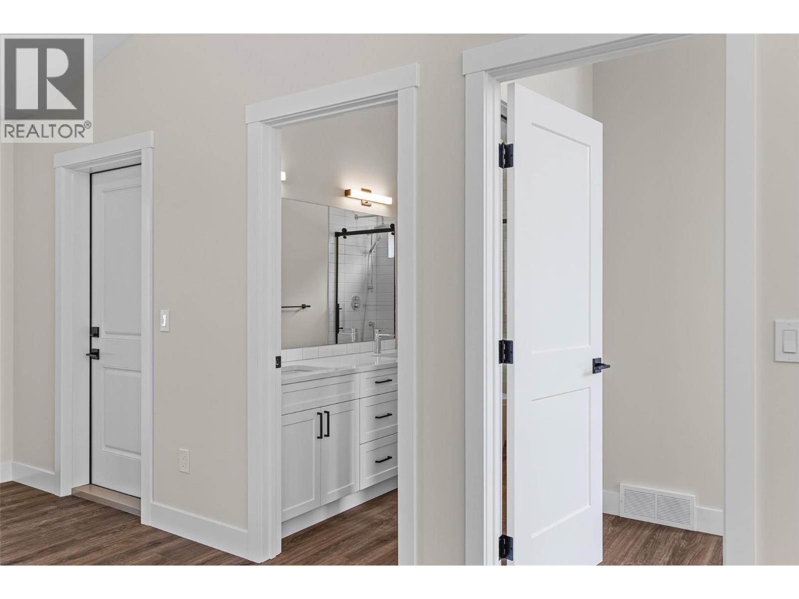 4926 Timber Ridge Road Unit# 53, Windermere, British Columbia  V0B 1L0 - Photo 11 - 10364129