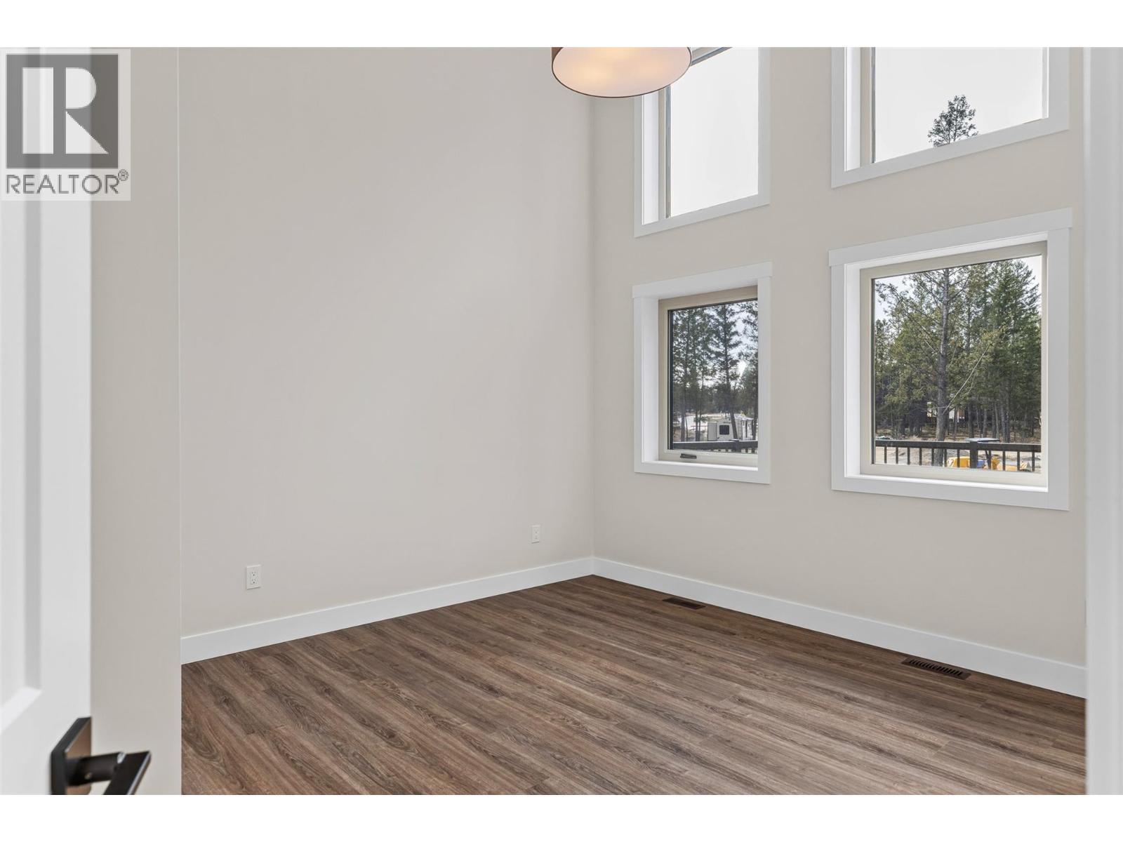 4926 Timber Ridge Road Unit# 53, Windermere, British Columbia  V0B 1L0 - Photo 12 - 10364129