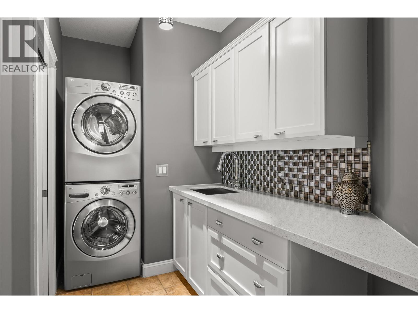 1778 Vineyard Drive, West Kelowna, British Columbia  V4T 2W7 - Photo 39 - 10363844