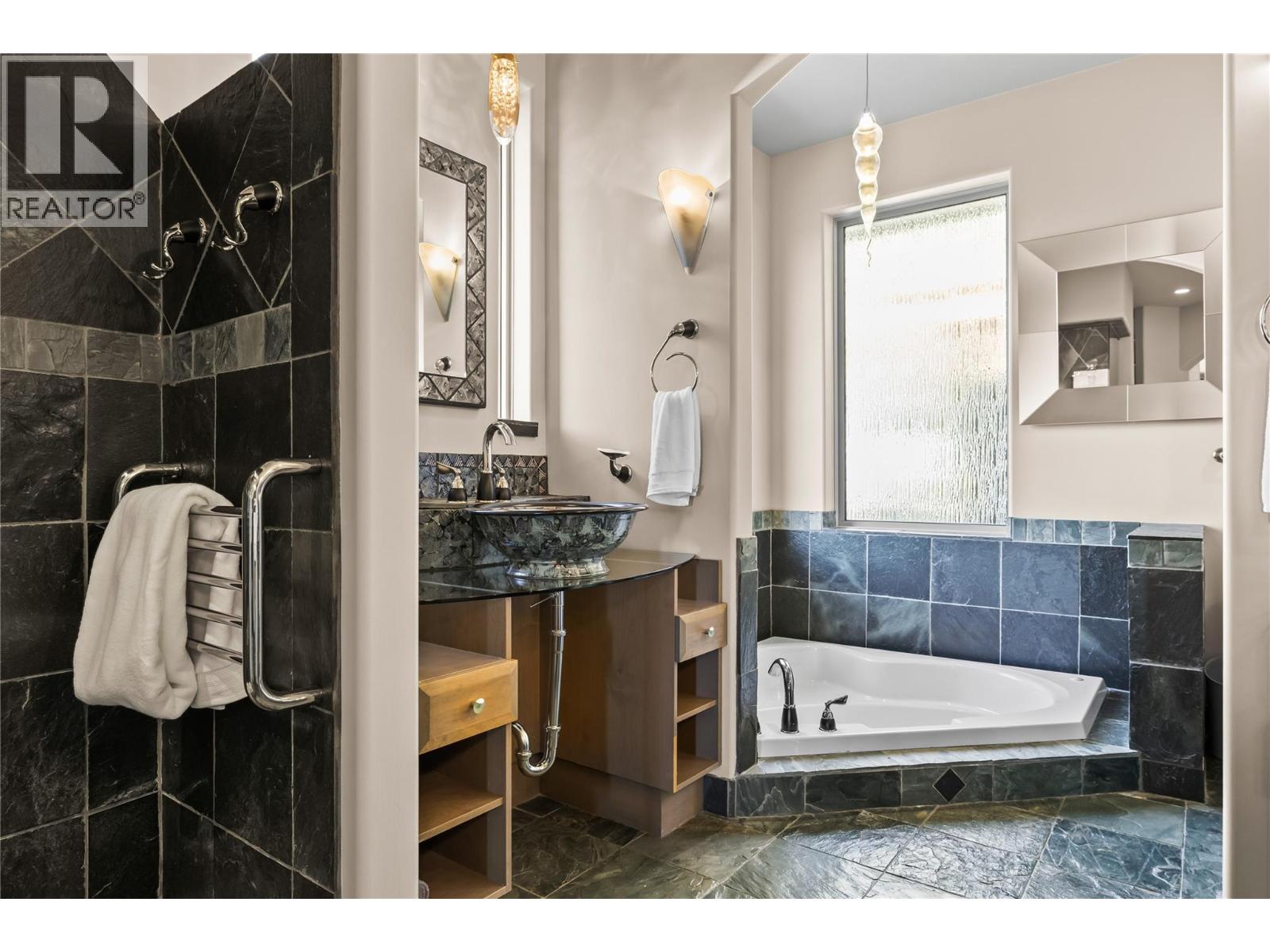 1778 Vineyard Drive, West Kelowna, British Columbia  V4T 2W7 - Photo 45 - 10363844