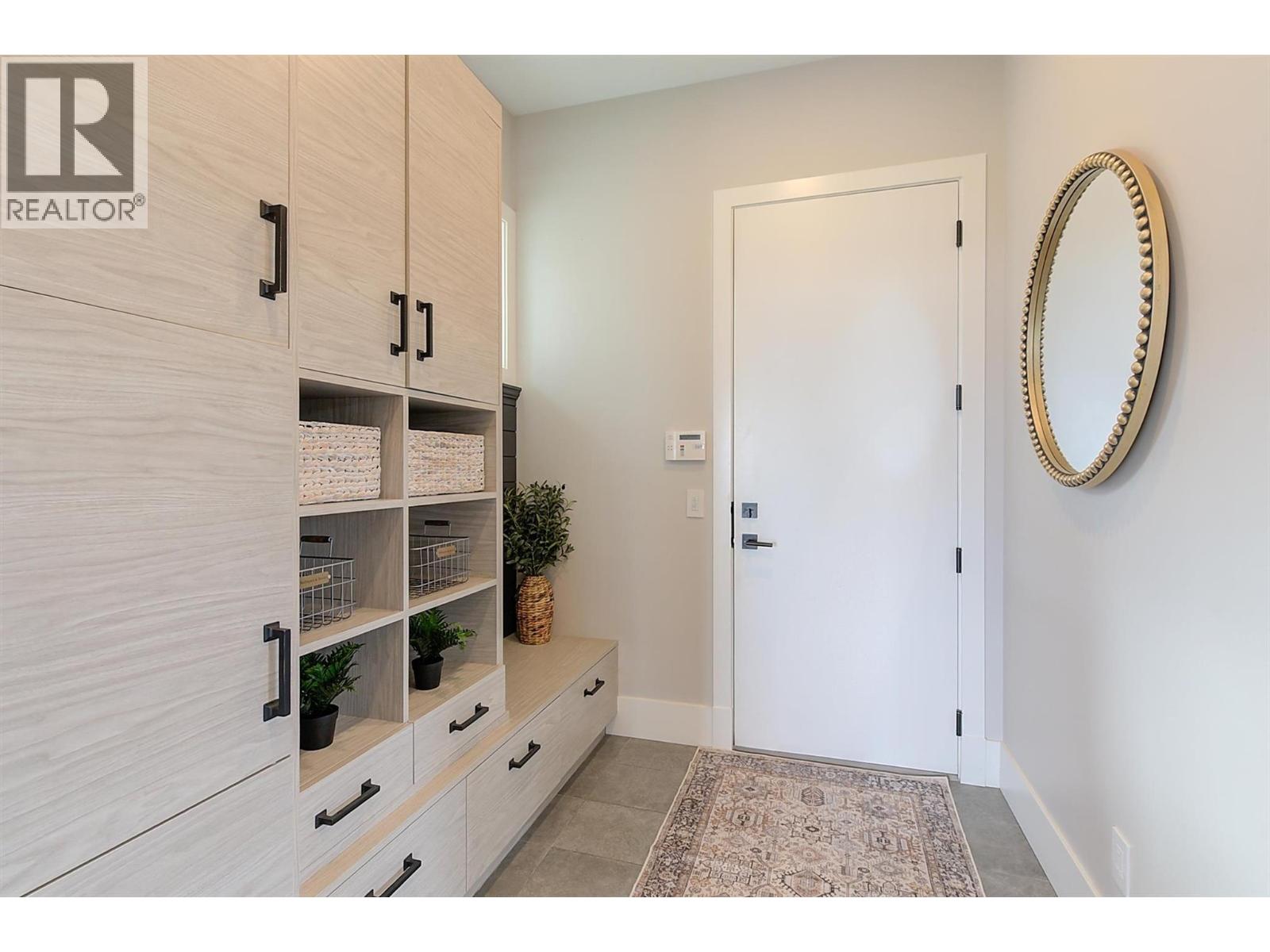 1612 Vincent Place, Kelowna, British Columbia  V1W 5N9 - Photo 33 - 10363669