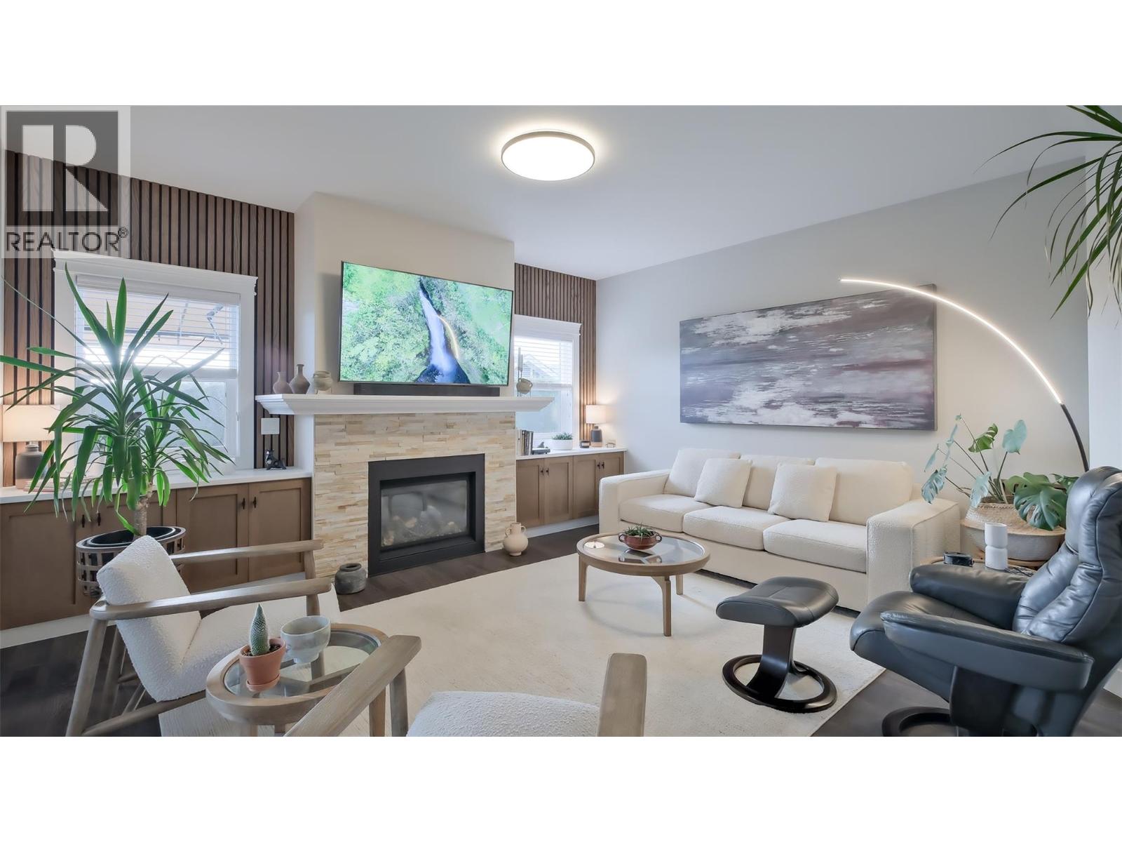 2084 Clover Drive, West Kelowna, British Columbia  V4T 3A5 - Photo 9 - 10364107