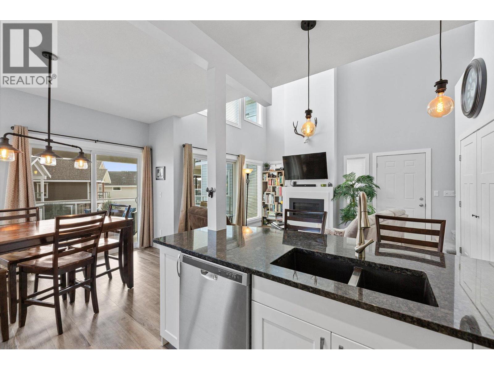 6956 Terazona Loop Unit# 410, Kelowna, British Columbia  V1Z 3R8 - Photo 13 - 10364183