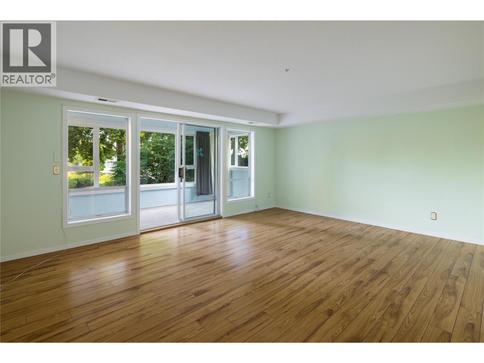 1045 Sutherland Avenue Unit# 115b, Kelowna, British Columbia  V1Y 5Y1 - Photo 5 - 10364051