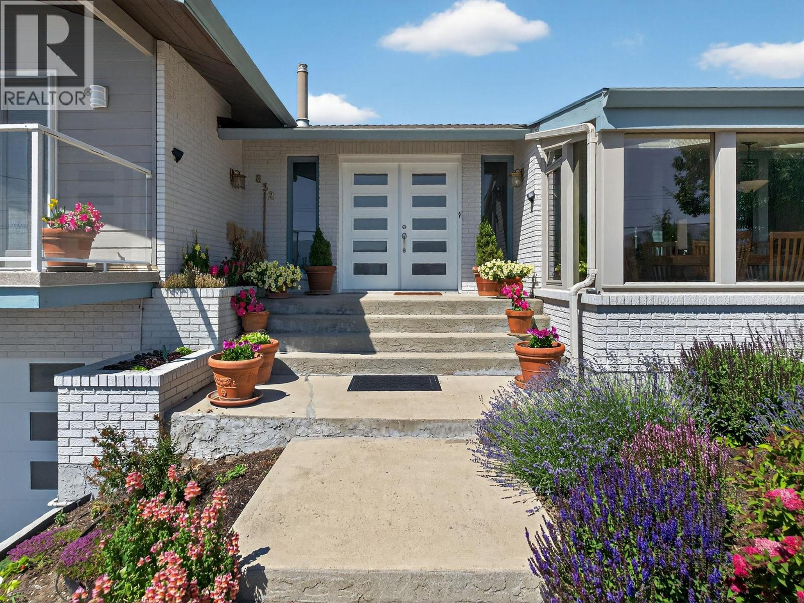 832 Montigny Road, West Kelowna, British Columbia  V1Z 1S2 - Photo 2 - 10364154