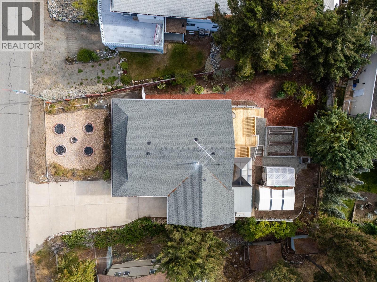 320 Linden Road, Logan Lake, British Columbia  V0K 1W0 - Photo 29 - 10364181