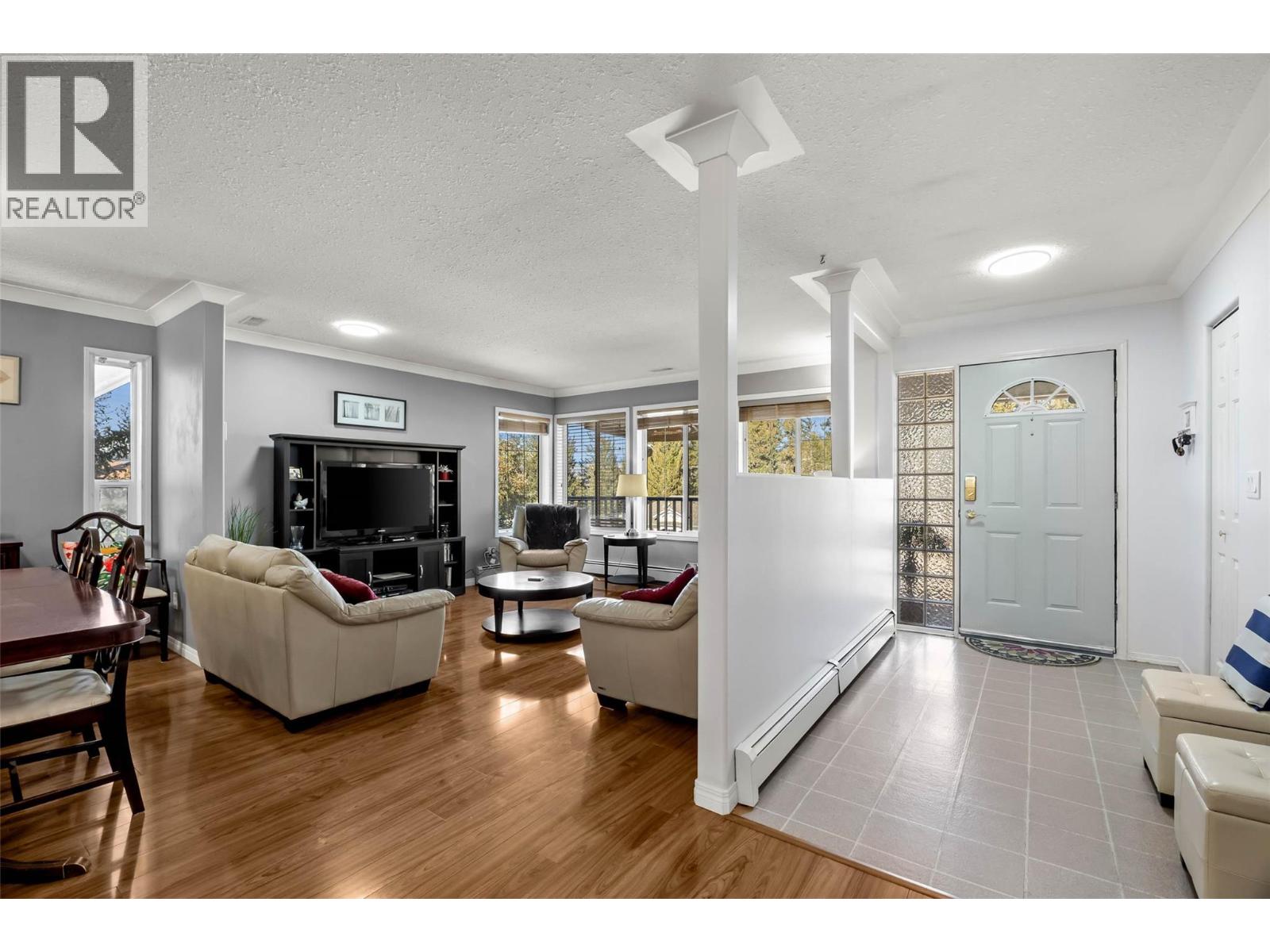 320 Linden Road, Logan Lake, British Columbia  V0K 1W0 - Photo 4 - 10364181