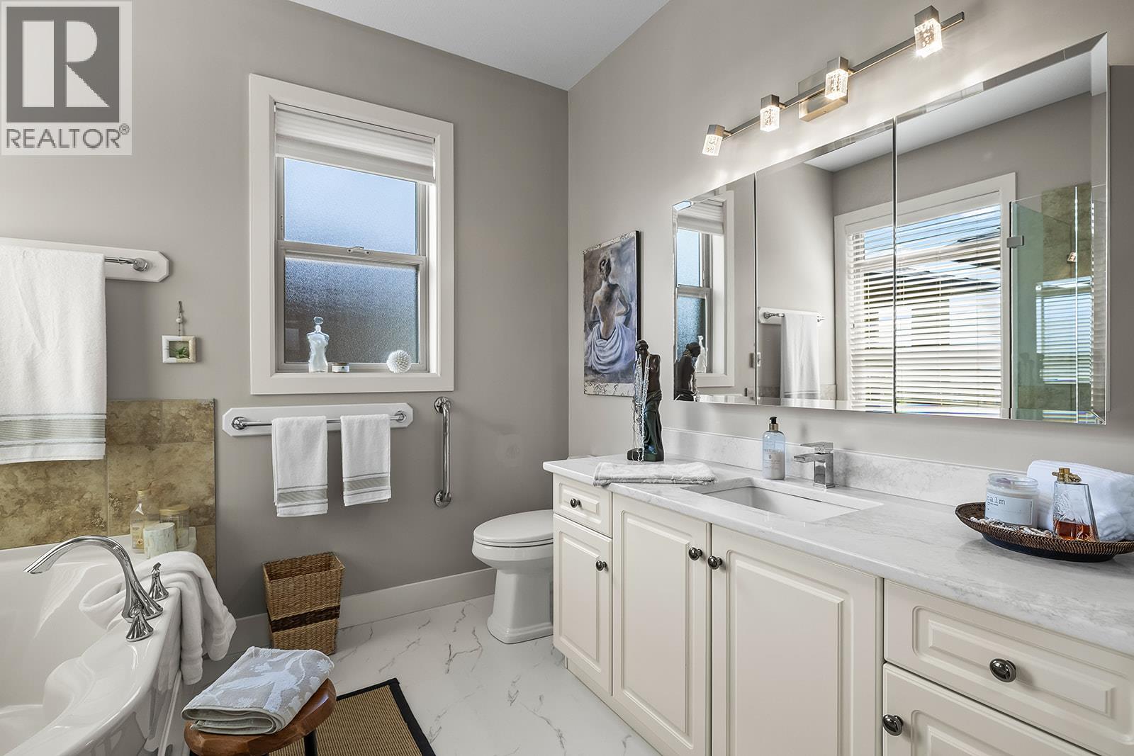 2175 Alvarado Trail, Westbank, British Columbia  V4T 3B8 - Photo 30 - 10364186