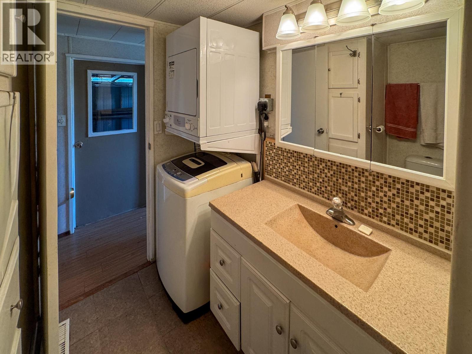 7614 97th Street Unit# 4, Osoyoos, British Columbia  V0H 1V5 - Photo 16 - 10364216