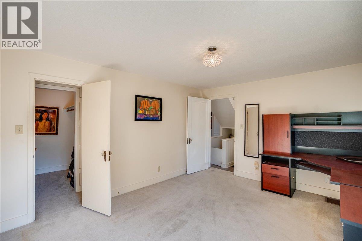 821 Gordon Street, Nelson, British Columbia  V1L 3L8 - Photo 12 - 10364092