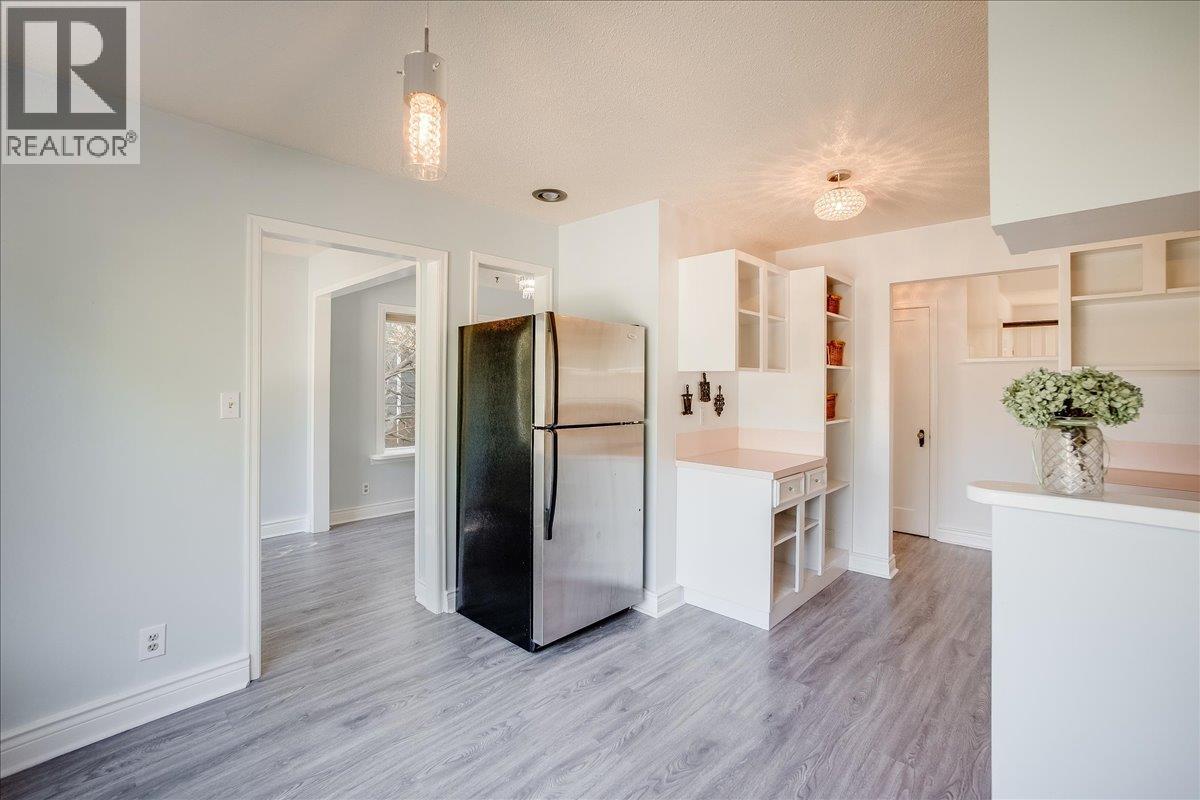 821 Gordon Street, Nelson, British Columbia  V1L 3L8 - Photo 26 - 10364092