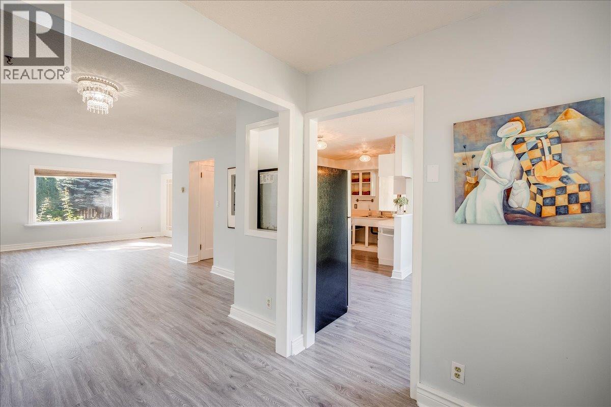 821 Gordon Street, Nelson, British Columbia  V1L 3L8 - Photo 27 - 10364092