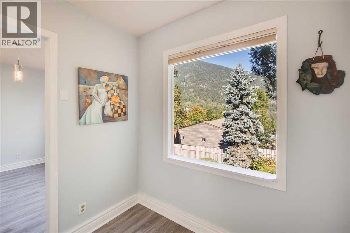 821 Gordon Street, Nelson, British Columbia  V1L 3L8 - Photo 28 - 10364092