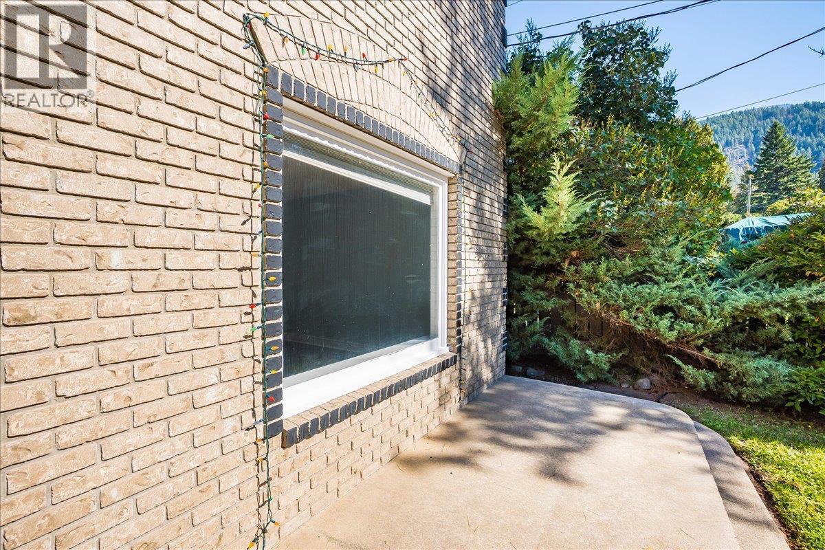 821 Gordon Street, Nelson, British Columbia  V1L 3L8 - Photo 66 - 10364092