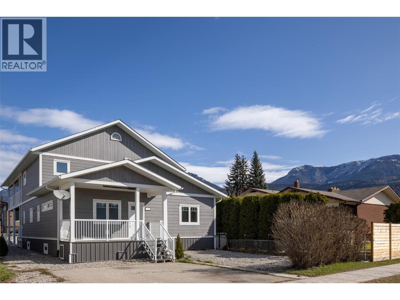 615 9th Street S, Golden, British Columbia  V0A 1H0 - Photo 68 - 10364237